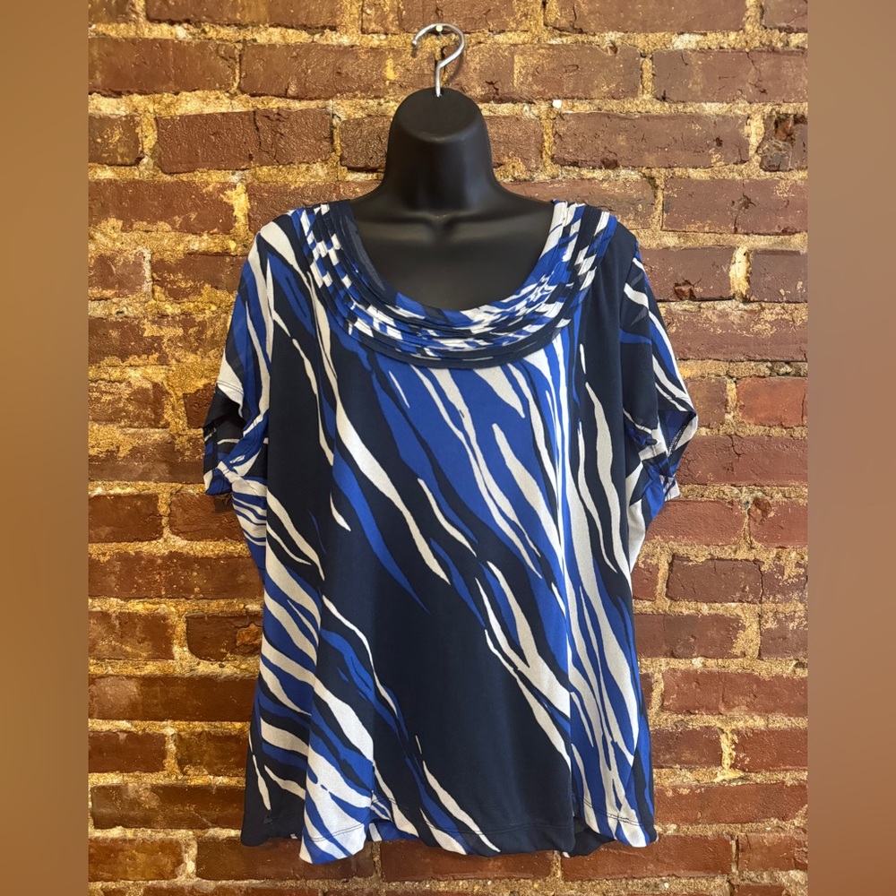 Dana Bachman Blue and White Women's Top Size 3x